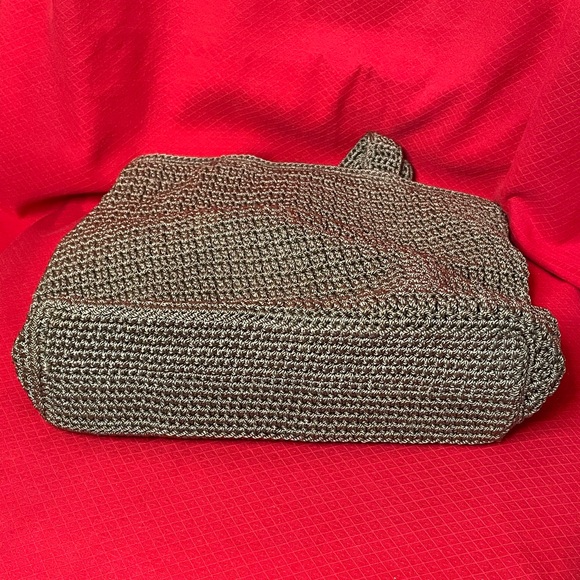 👜 The Sak Crochet Shoulder Bag in a Tan/Beige Color. 👜 - Picture 3 of 8